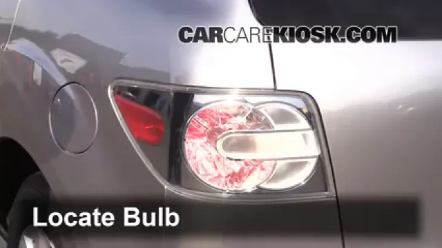 2011 Mazda CX-7 Sport 2.5L 4 Cyl. Éclairage Feux de position arrière (remplacer ampoule)
